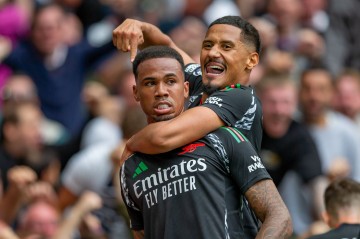 V站-邮报：萨利巴与加布已成为欧洲最全能中卫组合，是阿森纳冲冠基石